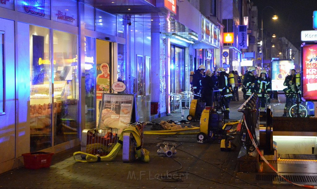 Feuer2Y Koeln Ehrenfeld Venloerstr P046.JPG